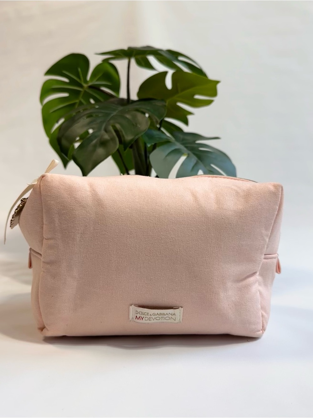 Dolcew & Gabbana My Devotion Soft Pink Cosmetic Pouch